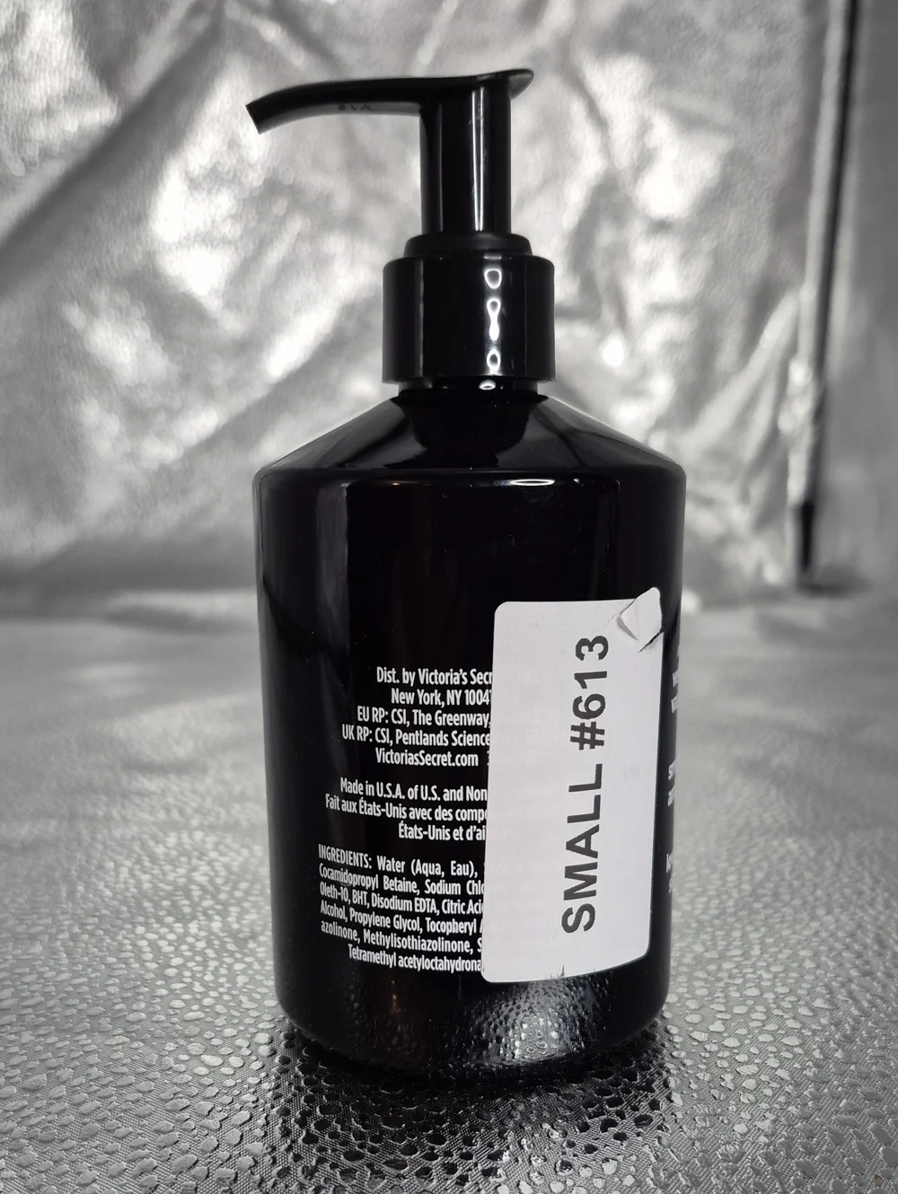 Victoria's Secret Midnight Vanilla Hand Soap - Black